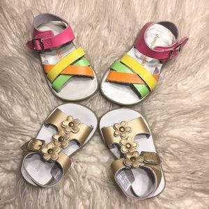 Jumping Jacks : 2 pairs sandals size 4-4.5